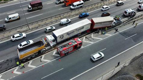 İstanbul'da zincirleme trafik kazası - Son Dakika Haberleri